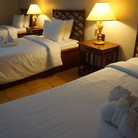 Victoria'S Haven Bed & Breakfast Dumaguete City ภายนอก รูปภาพ