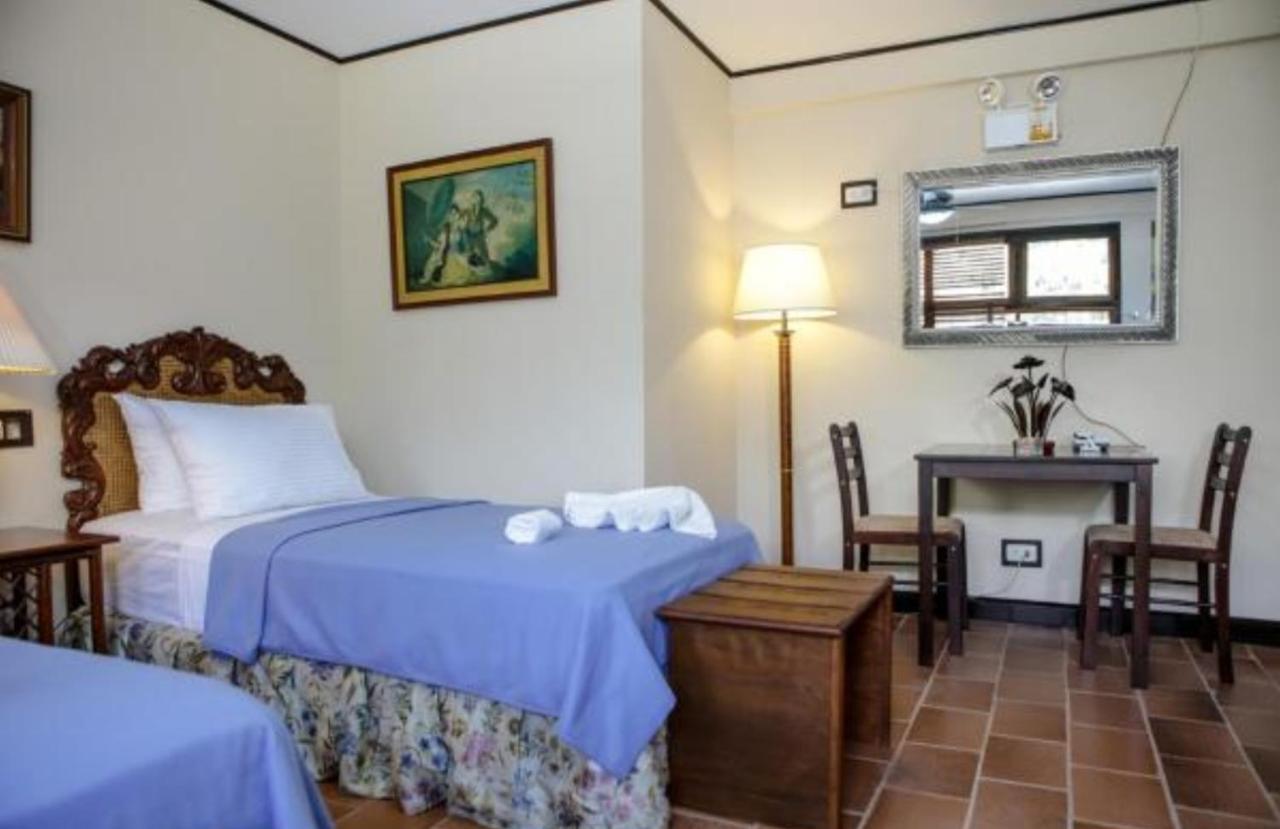Victoria'S Haven Bed & Breakfast Dumaguete City ภายนอก รูปภาพ