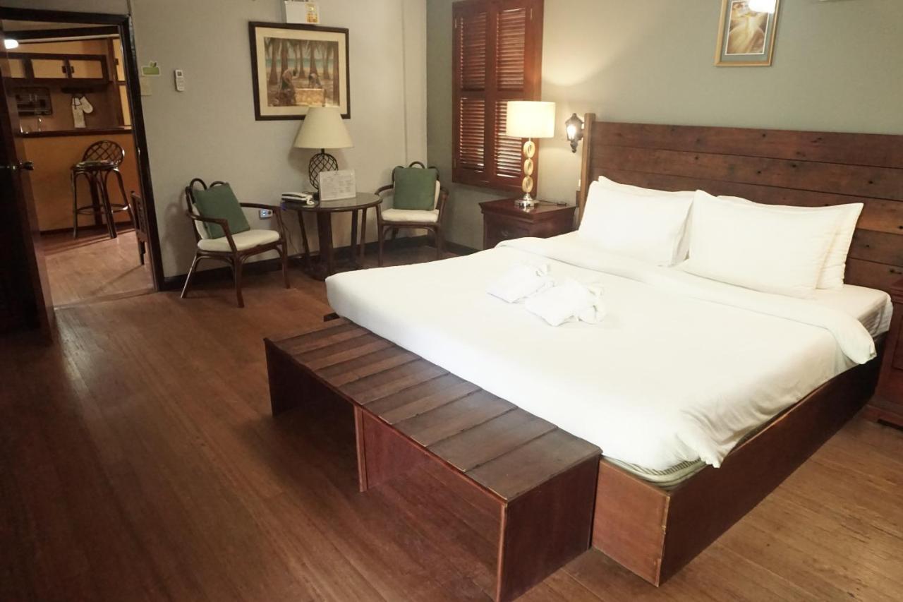 Victoria'S Haven Bed & Breakfast Dumaguete City ภายนอก รูปภาพ